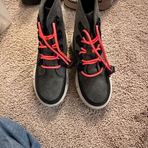 Sorel Kids Sneakers with Neon Orange/red Laces